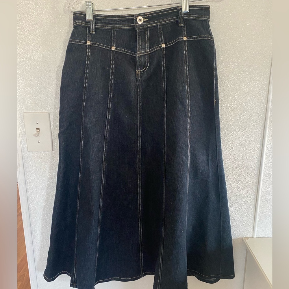 No Fuze Womens Long Denim Skirt  size 5/6